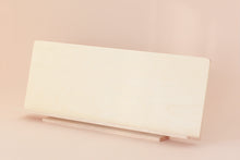 Carrega la imatge al visor de la galeria, Expositor de fusta horitzontal 60 cm