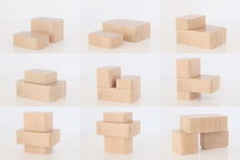 Carrega la imatge al visor de la galeria, Display wooden blocks