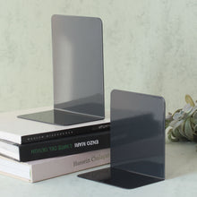Carrega la imatge al visor de la galeria, BASIC Bookend / M